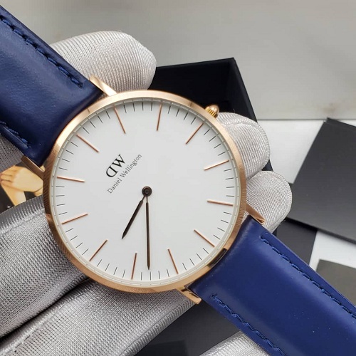 DANIEL WELLINGTON EXCLUSIVE NAVY BLUE LEATHER WRISTWATCH WITH  WHITE AND GOLD FACE (SAWW) - DELUXE.COM.NG