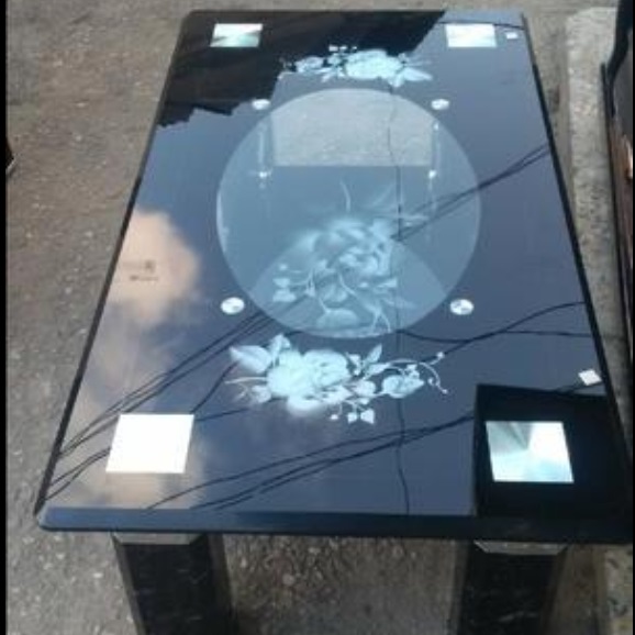 BLACK GLASS RECTANGULAR CENTER TABLE (OFU)