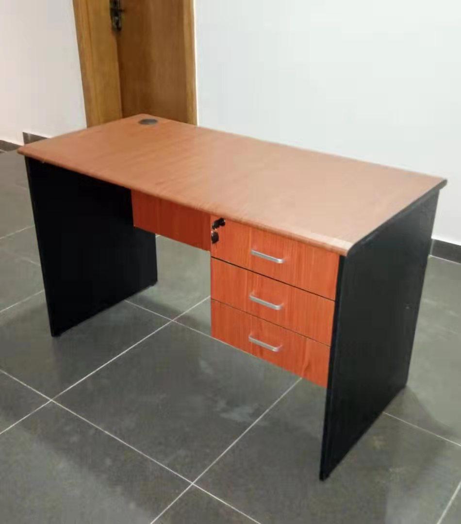 OFFICE TABLE WITH 3 DRAWERS (NEBI)