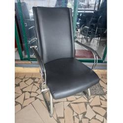 QUALITY BLACK EXECUTIVE OFFICE CHAIR  - AVAILABLE (MOBIN) - deluxe.com.ng