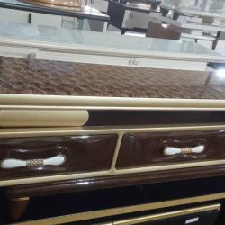 BROWN AND GOLDEN TV FRAME TV STAND (1530)