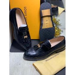 LOUIS VUITTON HIGH QUALITY LUXURY MEN'S SHOE (AVAILAIBLE IN ALL SIZES) 324
