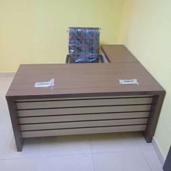 BROWN OFFICE TABLE BY 6 CHAIRS (HIFU)