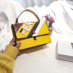 FENDI DESIGNER WOMEN'S HAND BAG - deluxe.com.ng