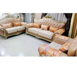 QUALITY DESIGNED 7 SEATERS SOFA & CENTER TABLE WTH 2 SIDE STOOLS (AUSFUR) - deluxe.com.ng