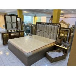 QUALITY DESIGNED BEDFRAME AND DRESSER -AVAILABLE (AUSFUR) - deluxe.com.ng