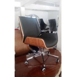 QUALITY DESIGNED BROWN & BLACK LOW BACK EXECUTIVE CHAIR - AVAILABLE (JAFU) - deluxe.com.ng