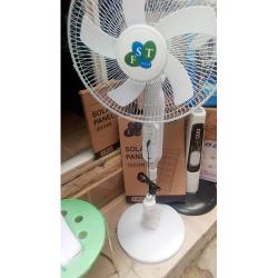 FST GROUP 16 Inches RECHARGEABLE FAN WITH SOLAR PANEL - deluxe.com.ng