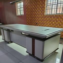 QUALITY DESIGNED GRAY & BROWN OFFICE TABLE - AVAILABLE (AUFUR) - deluxe.com.ng