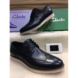 CLARKS DESIGNERS MEN'S SHOE 305 (AVAILABLE IN ALL SIZES) - Deluxe.com.ng