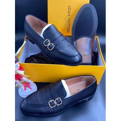 LOUIS VUITTON DESIGNERS MEN'S SHOE 395 (AVAILABLE IN ALL SIZES) - Deluxe.com.ng