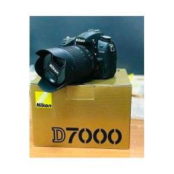 NIKON Professional Digital DSLR Camera D7000 18-55mm Lens (DAME) - deluxe.com.ng
