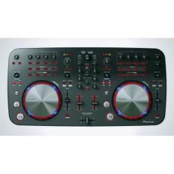 NUMARK DDJ-ERGOV DJ CONTROLLER ALL IN ORGONOMIC CONTROLLER WITH BUILT-IN HIGH QUALITY SOUNDCARD - deluxe.com.ng