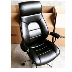 QUALITY BLACK EXECUTIVE OFFICE CHAIR - AVAILABLE (MOBIN) - Deluxe.com.ng