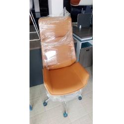 QUALITY DESIGNED ORANGE EXECUTIVE CHAIR - AVAILABLE (ARIN) - DELUXE.COM.NG