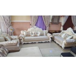 QUALITY DESIGNED ROYAL WHITE & LIGHT BROWN 7 SEATERS SOFA CHAIRS ONLY _ AVAILABLE (LEWO) - deluxe.com.ng