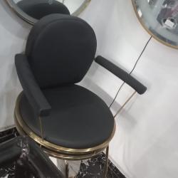 BLACK SALON CHAIR WITH ROUND BASE FOR BARBERS (BLEIN)