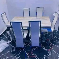 CREAM MARBLE TOP DINING TABLE BY 6 BLUE & WHITE CHAIRS (HIFU)