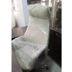 QUALITY DESIGNED CREAM EXECUTIVE OFFICE CHAIR - AVAILABLE (ARIN)- deluxe.com.ng