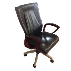 Executive Atessa Chair With Wood-Padded-Arm