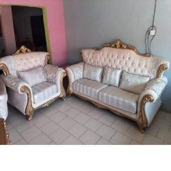 QUALITY DESIGNED ROYAL GOLD  & WHITE 7 SEATERS SOFA CHAIRS ONLY _ AVAILABLE (LEWO) - deluxe.com.ng
