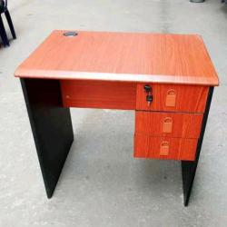 BROWN & BLACK OFFICE TABLE WITH 3 DRAWERS (FMAN)