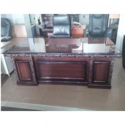 Executive Level Table (1.6metre Mahogany)